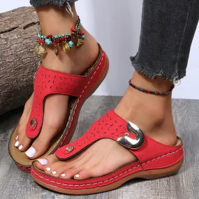 2023 Summer New Women's Metal Decor Feature Pattern Wedge Flip-Flops