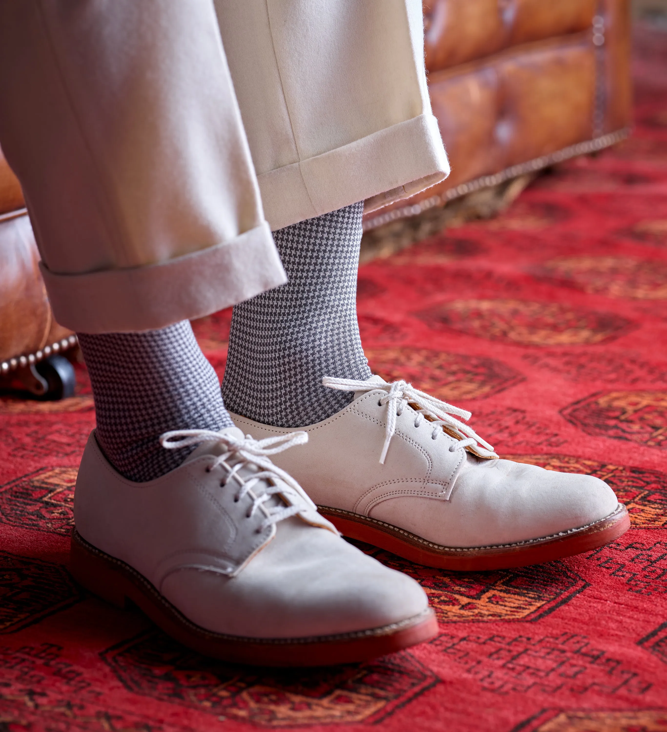 Bresciani Short Sock: Grey Houndstooth