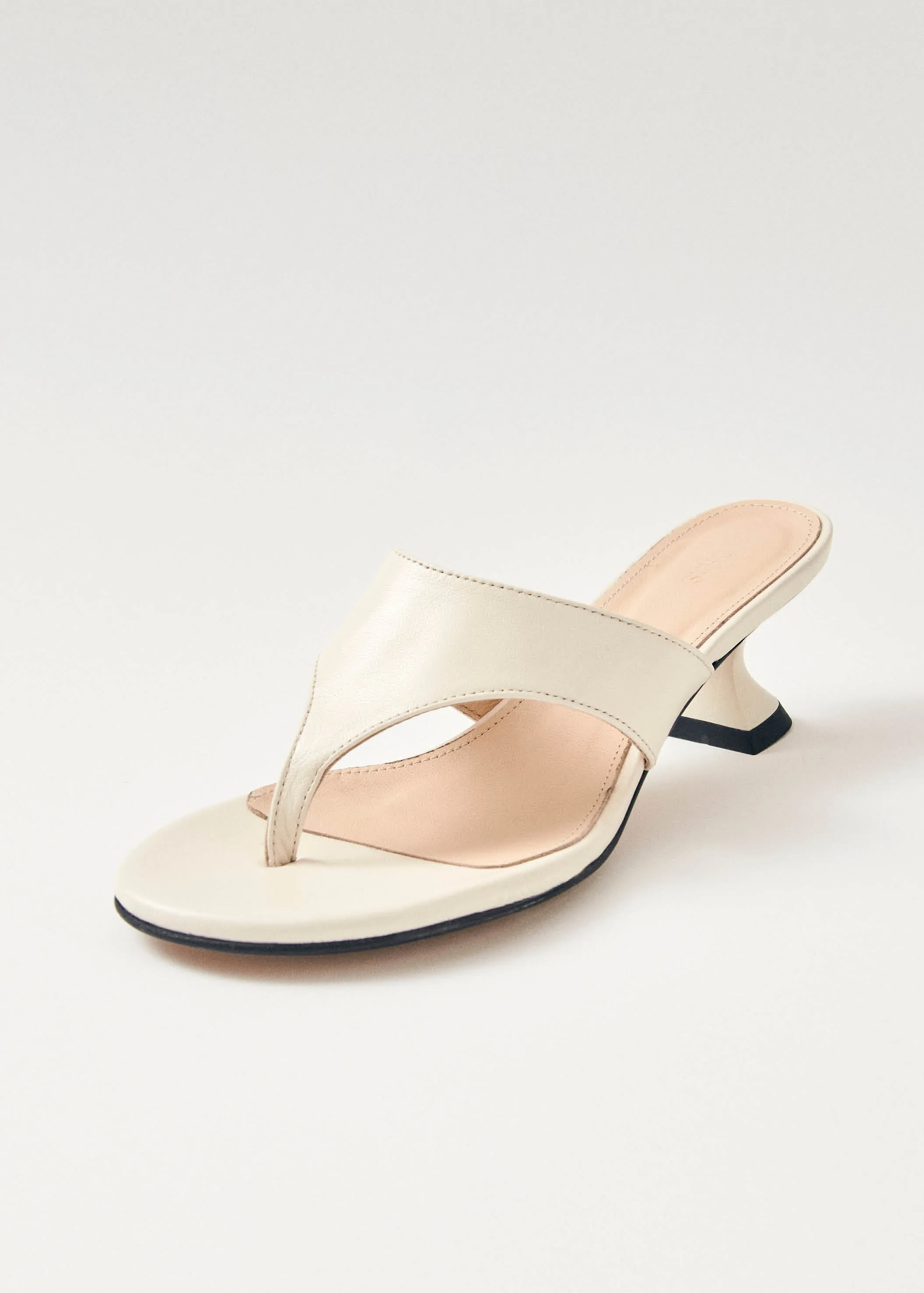 Tess Cream Leather Sandals